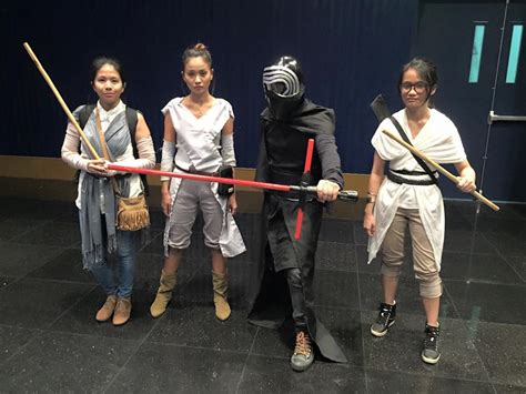 COSPLAY: DIY Rey Costume ~ Viva Manilena.